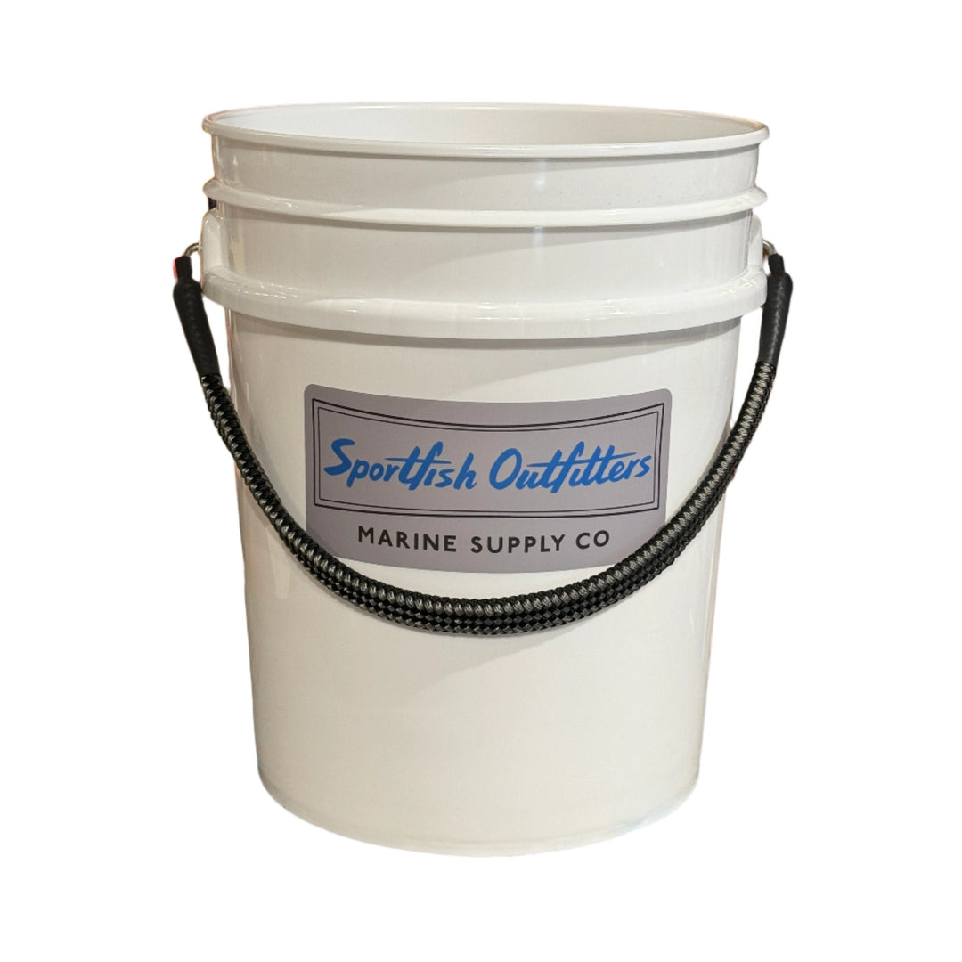 White rope handle bucket 